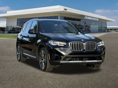 Certified 2022 BMW X3 sDrive30i w/ Premium Package 2 (ZPA) image 2