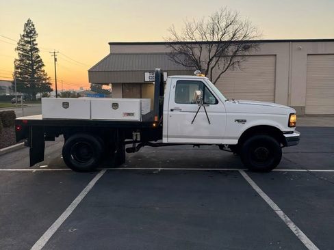 Used 1997 Ford F450 2WD Regular Cab Super Duty image 8