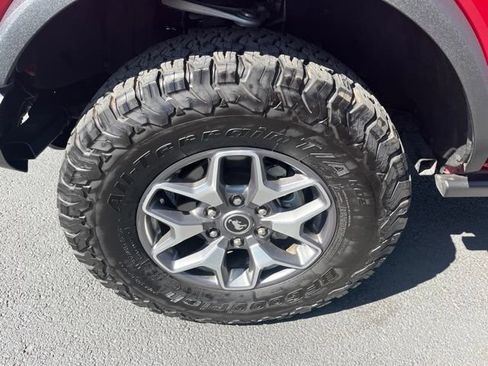 Used 2025 Ford Bronco Badlands AWD/4WD image 19
