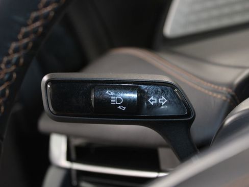 Used 2025 Lincoln Navigator Black Label AWD/4WD image 47