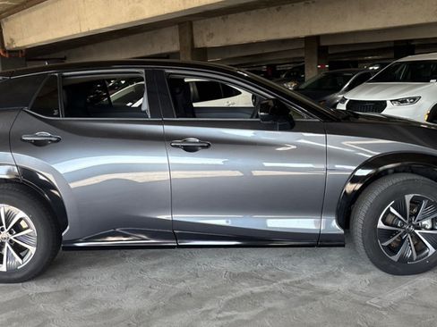 Used 2023 Lexus RZ 450e Premium w/ Technology Package AWD/4WD image 3
