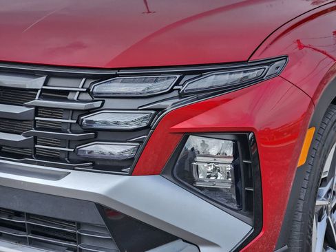 Used 2025 Hyundai Tucson SEL AWD/4WD image 7