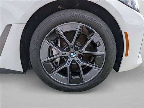 Used 2025 BMW i4 eDrive40 RWD image 24