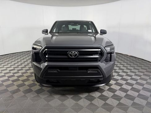 Used 2026 Toyota Tacoma SR5 AWD/4WD image 10