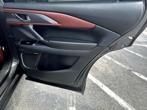 Used 2019 MAZDA CX-9 Signature image 13
