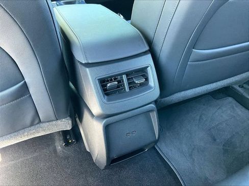 Certified 2024 Chevrolet Equinox EV LT FWD image 12