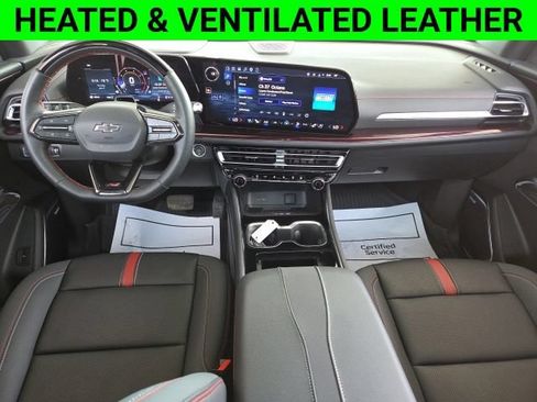 Used 2026 Chevrolet Traverse RS AWD/4WD image 2