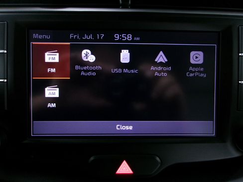 Used 2022 Kia Soul LX FWD image 4