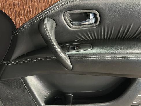 Used 2019 Nissan Armada SL w/ Premium Package image 25