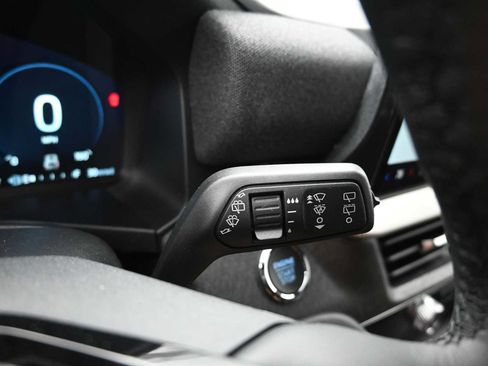 New 2026 Ford Explorer Platinum image 29