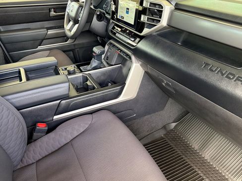 Used 2025 Toyota Tundra SR5 w/ TRD Off-Road Package AWD/4WD image 15