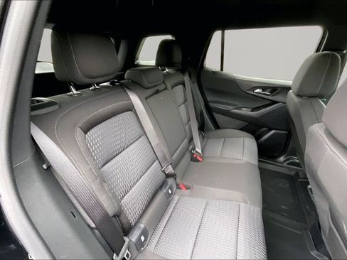 Used 2026 Chevrolet Equinox LT w/ LPO, Floor Liner Package FWD image 28
