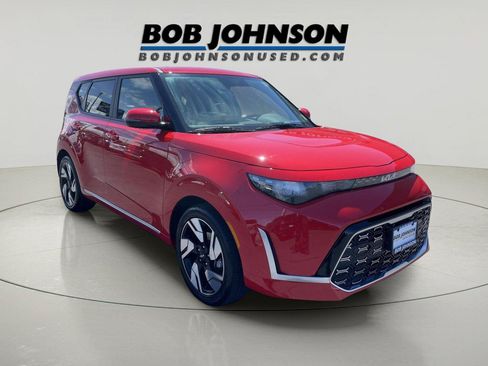 Used 2024 Kia Soul GT-Line FWD image 1