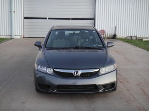 Used 2010 Honda Civic LX image 3