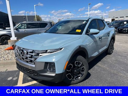 Used 2024 Hyundai Santa Cruz SE image 1