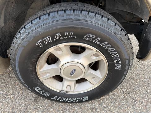 Used 2004 Ford Explorer Sport Trac XLT RWD image 14