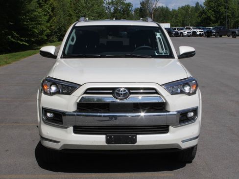 Used 2021 Toyota 4Runner Limited AWD/4WD image 2