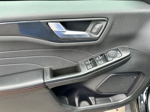 Used 2024 Ford Escape ST-Line image 14