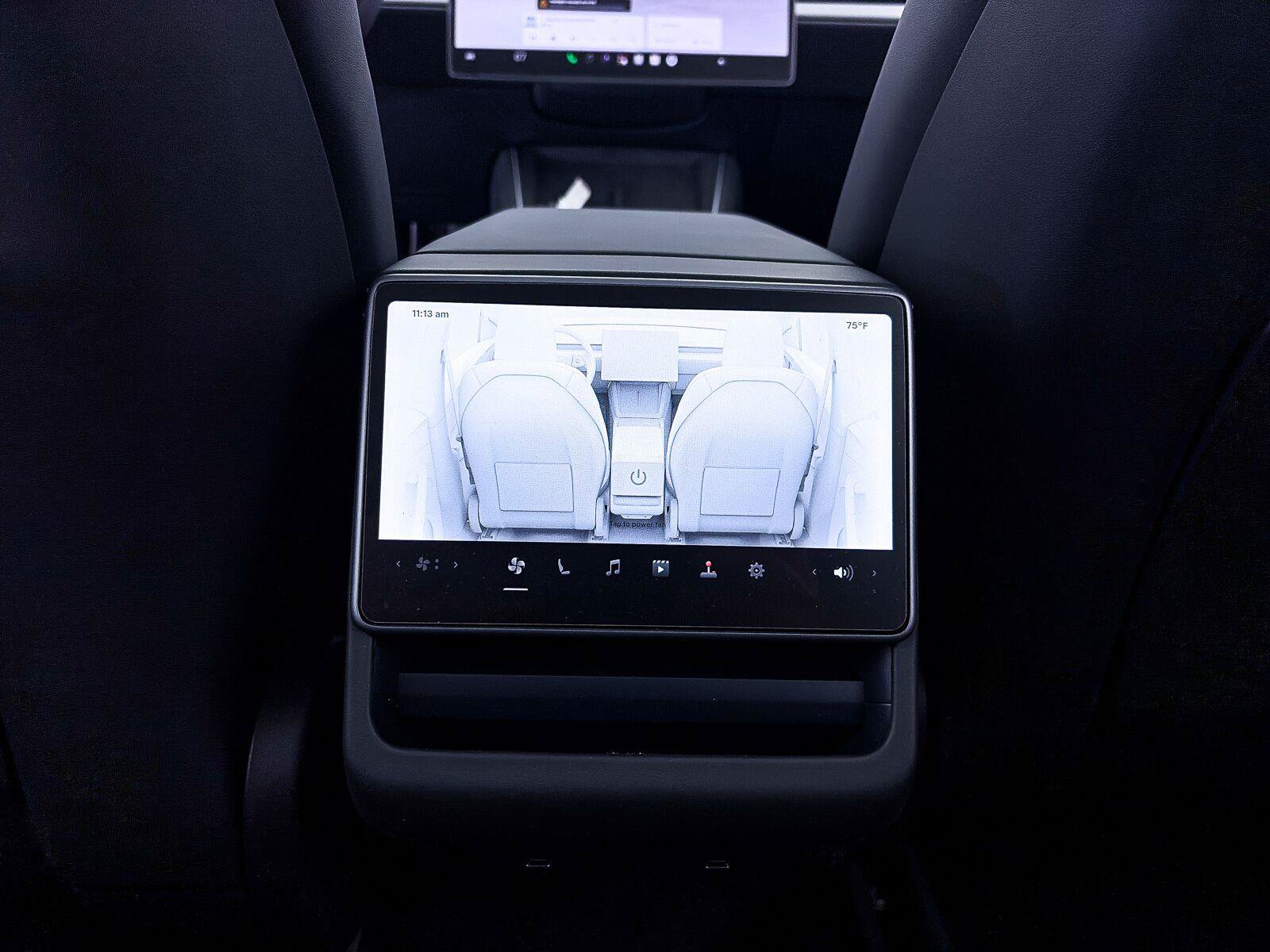Used 2026 Tesla Model Y AWD image 35