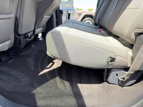 Used 2019 Ford F150 XLT w/ Equipment Group 302A Luxury AWD/4WD image 27