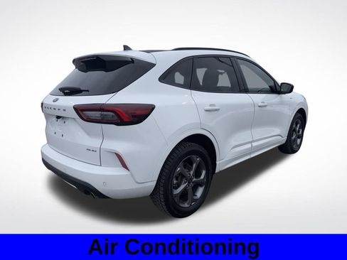 Used 2023 Ford Escape ST-Line w/ Tech Pack #1 image 4