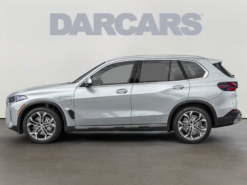New 2026 BMW X5 xDrive50e w/ M Sport Package image 2