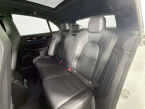 Certified 2025 Porsche Macan 4 Electric RWD image 24