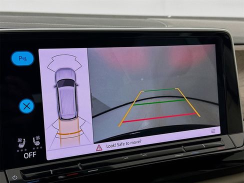 Used 2024 Volkswagen Atlas SE image 14