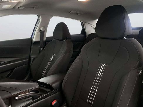 Used 2024 Hyundai Elantra SEL image 27