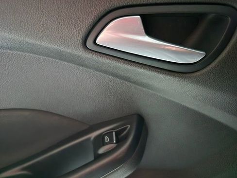 Used 2018 Ford Focus ST FWD image 29