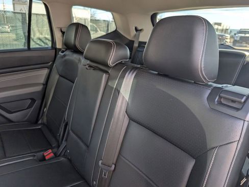 Used 2022 Volkswagen Atlas SE image 13
