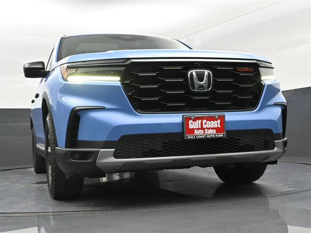 Used 2023 Honda Pilot TrailSport image 34