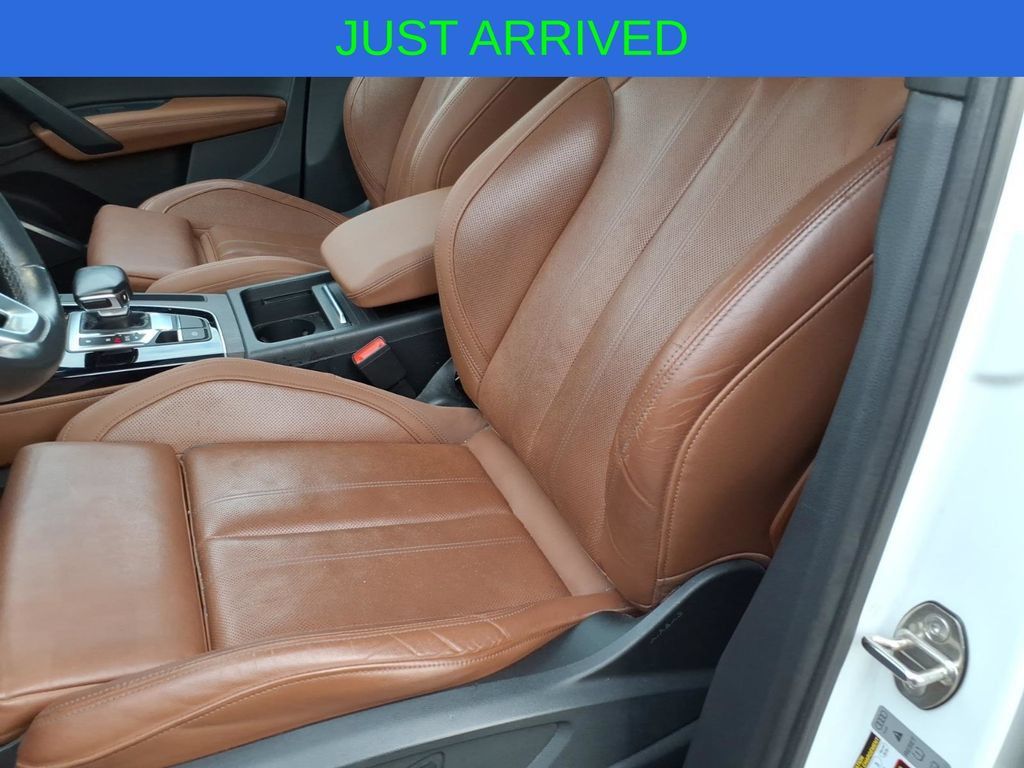 Used 2021 Audi Q5 2.0T Premium Plus w/ Premium Plus Package AWD/4WD image 9