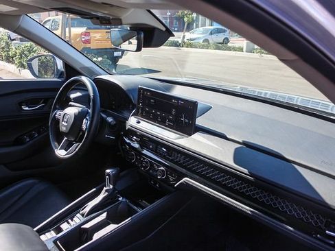 Used 2023 Honda Accord Touring image 22