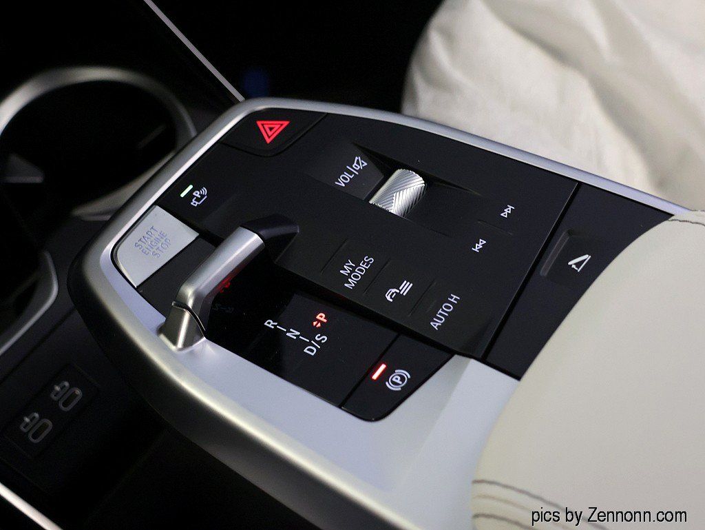 New 2027 BMW X1 xDrive28i AWD/4WD image 26