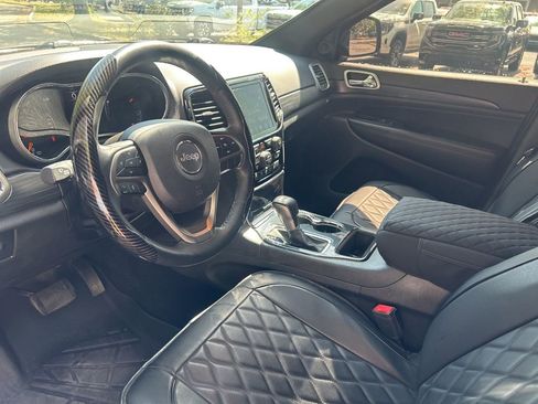 Used 2019 Jeep Grand Cherokee Altitude image 7