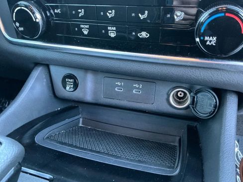 Used 2024 Nissan Rogue S image 16