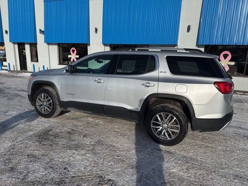 Used 2019 GMC Acadia SLE image 15