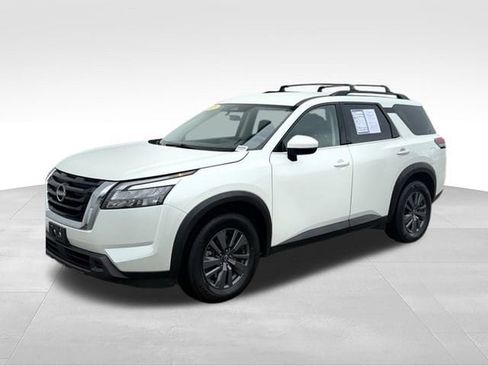 Used 2023 Nissan Pathfinder SV AWD/4WD image 34