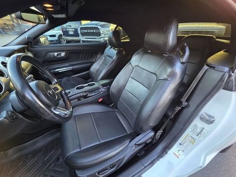 Used 2020 Ford Mustang GT Premium image 20