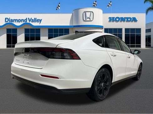 New 2025 Honda Accord SE image 3