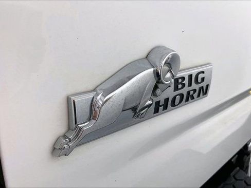 Used 2018 RAM 1500 Big Horn image 32