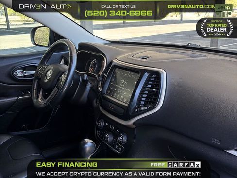 Used 2016 Jeep Cherokee Limited w/ Luxury Group FWD image 17