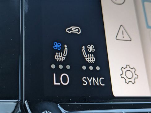 New 2026 Volkswagen Atlas Cross Sport SEL image 24