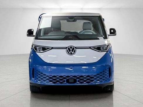 New 2025 Volkswagen ID. Buzz 1st Edition image 8