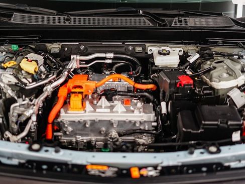 Used 2025 Cadillac Lyriq Sport image 27