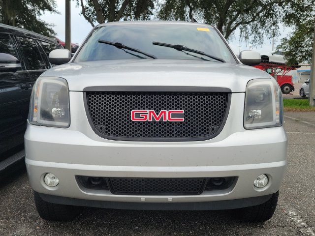 Used 2012 GMC Yukon XL SLE AWD/4WD image 3