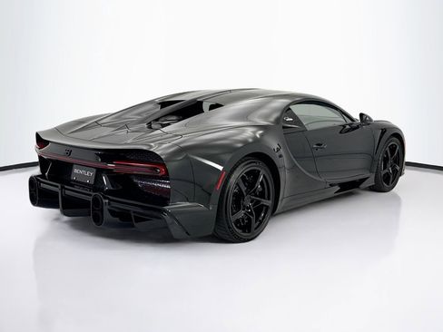 Used 2023 Bugatti Chiron Super Sport AWD/4WD image 5