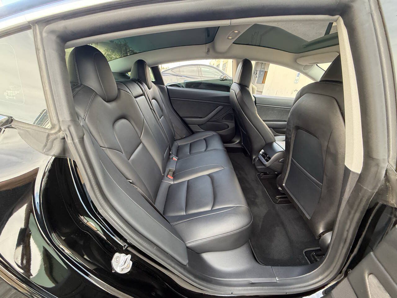 Used 2020 Tesla Model 3 Long Range AWD/4WD image 18