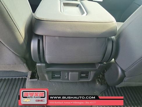 New 2026 GMC Sierra 1500 Elevation image 11